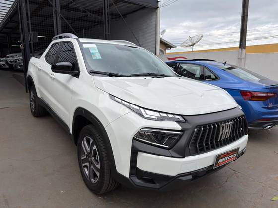 FIAT TORO 1.3 TURBO 270 FLEX FREEDOM AT6 FIAT TORO 1.3 TURBO 270 FLEX FREEDOM AT6